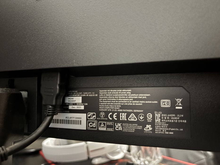 Vand Monitor Asus