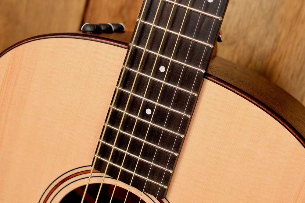 Chitara electro acustica Taylor American Dream 17 AD17e Grand Pacific - Solid Wood Guitar - Made in El Cajon, California, The United States of America