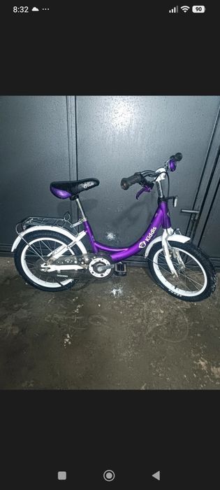 Велосипед продаётся 20