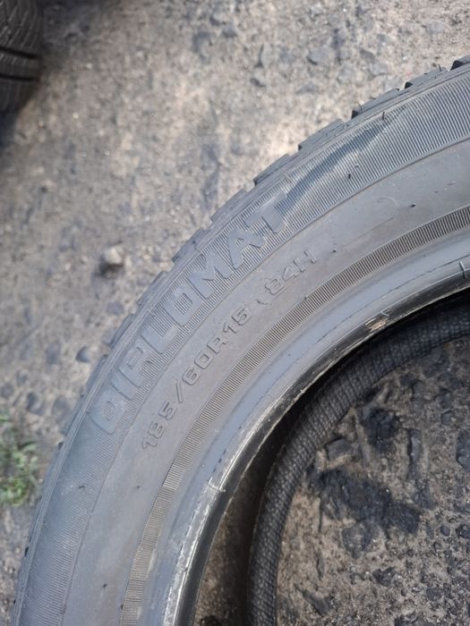 Vand 2 anvelope 185 60 15 noi diplomat de vara dot 2022