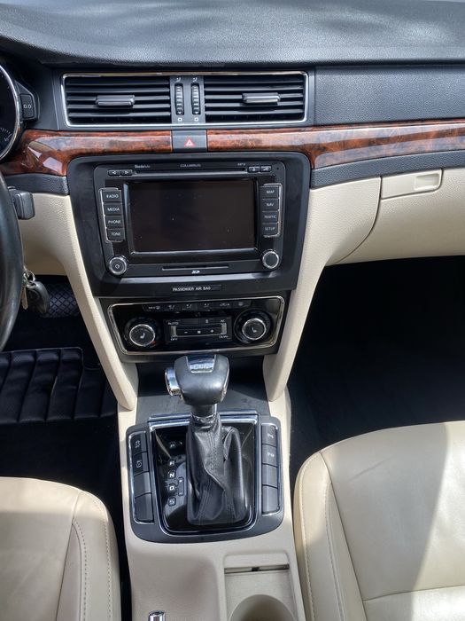 Skoda Superb Combi 2.0 TDI, 140 CP, automată, an fabricație 2010