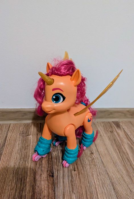 My little pony -Sunny Starscout , jucarie interactiva