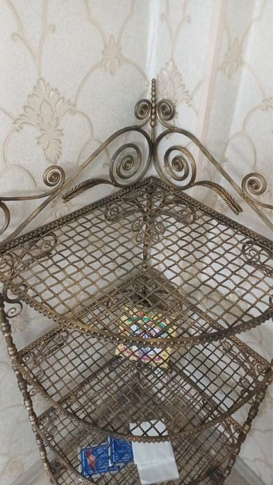 Продам кованая полка для книги и т.д