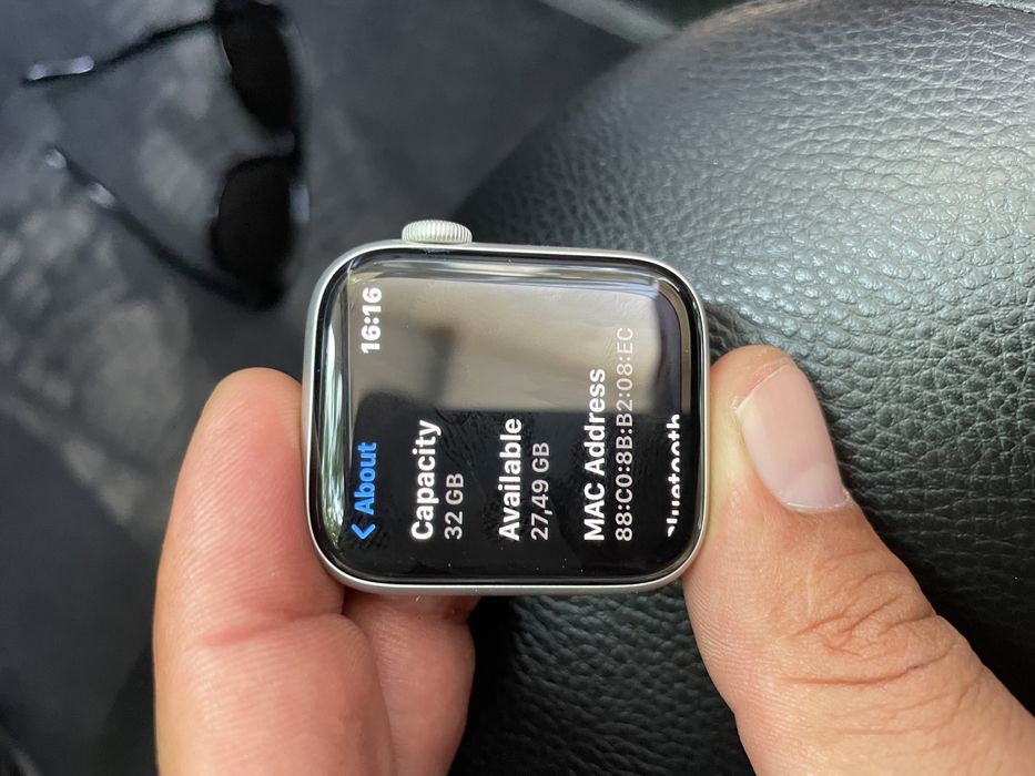 Apple watch 6 44 мм