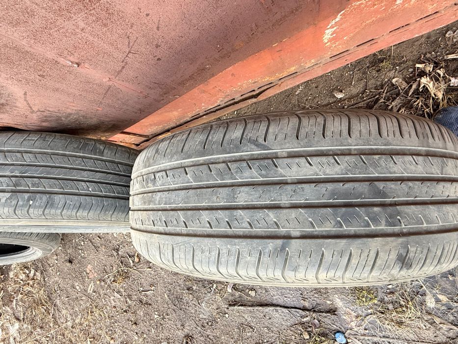 Продам летние шины 215/60/17