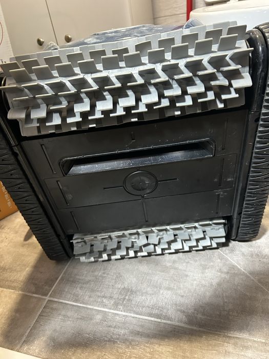 Robot profesional curatare piscine Zodiac CyclonX PRO RC 4400