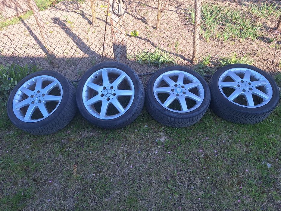 Vand roti aliaj mercedes 215/45/17