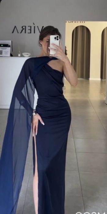 Вечернее платье.