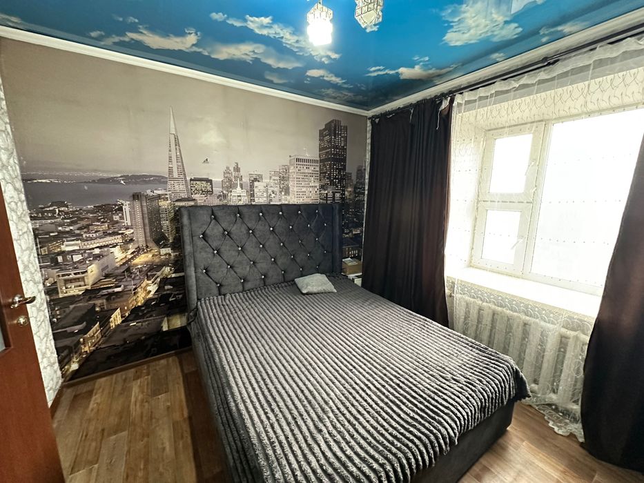 Продам диван, кровать, камоды