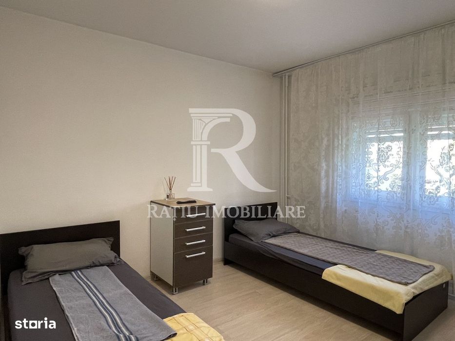 Apartament cu 3 camere | Echipe de muncitori | Rogerius | Oradea