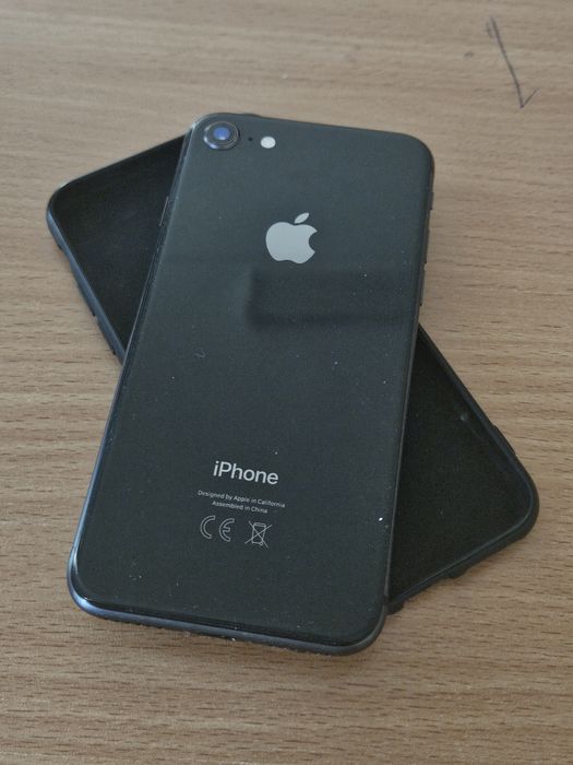 Обмениваю iphone 8