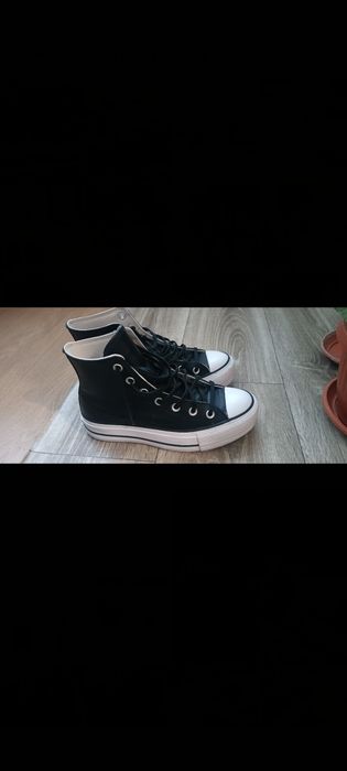 Converse 37 естествена кожа