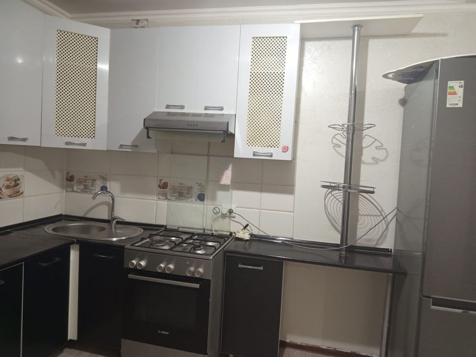 Срочно продам куханный гарнитур