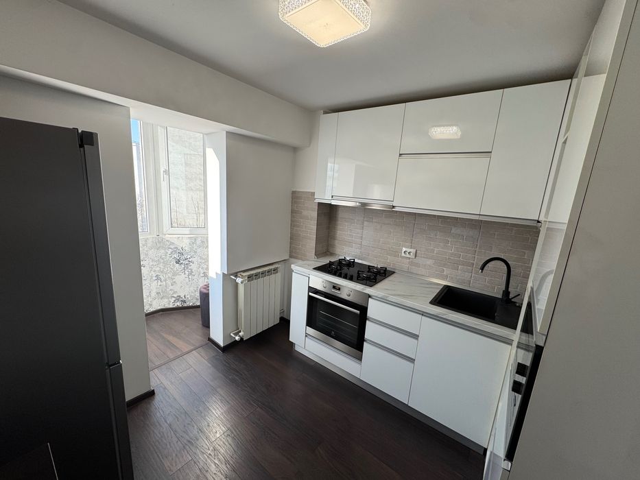 Garsonieră B-dul Decebal, Metrou Piata Muncii