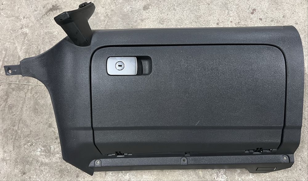 Жабка за VW Golf 5