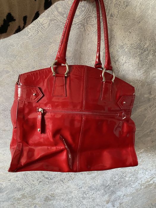 Продаеться  кожанная итальянкая сумка