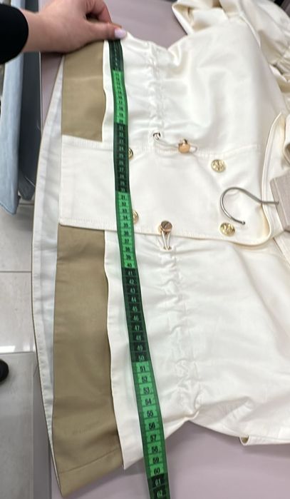 Продам новую ветровку