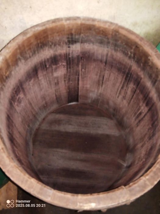 Акациево буре и каца