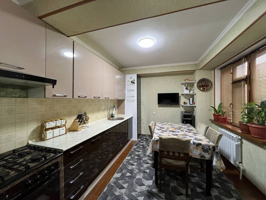 Квартира сотилади Шайхонтохур тумани массив Жарарик