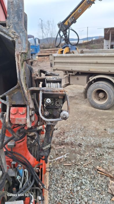 Macara FASSI F105. 22