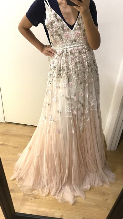 Вечернее платье