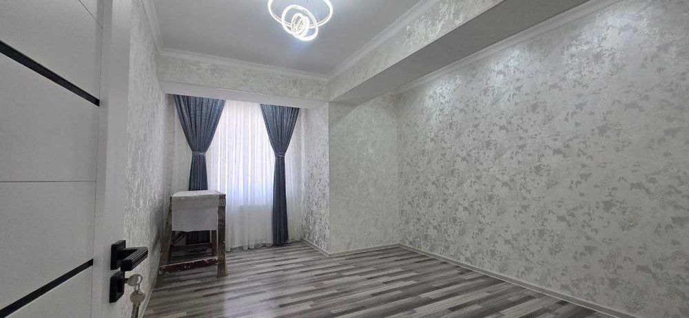 3х комнатная квартира 85кв/м в новостройке на районе Супера