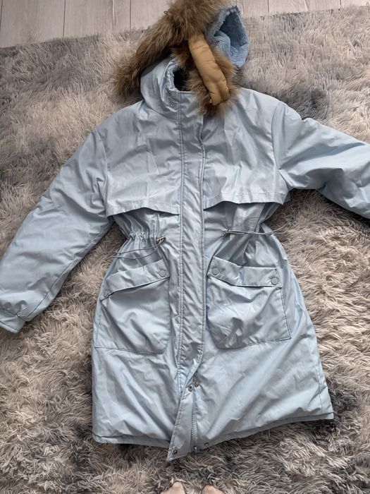 Продам женскую зимнюю куртку