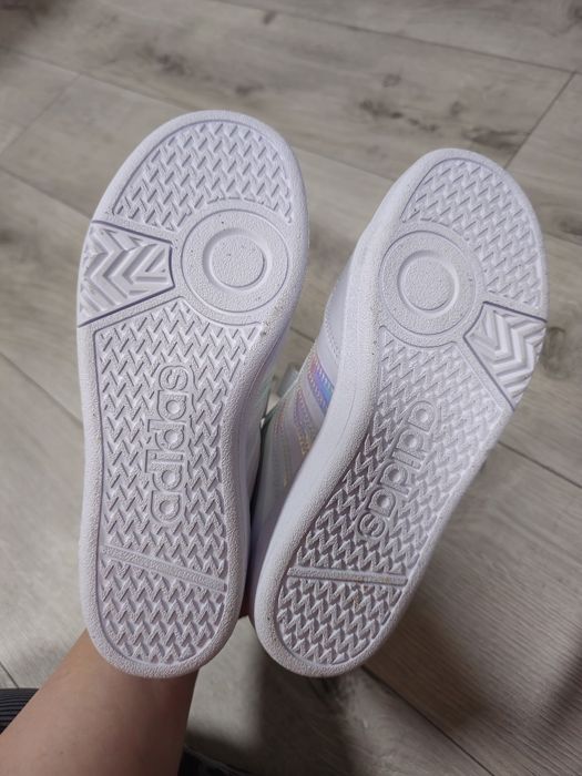 Adidas Hoops 4.0 CF
adidas Hoops 4.0 CF
adidas Hoops 4.0 CF