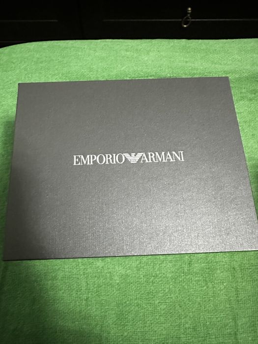 Armani ceas cu cercei de vanzare nou fara factura foarte frumos elegan