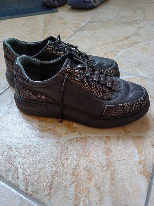 Обувки естествена кожа