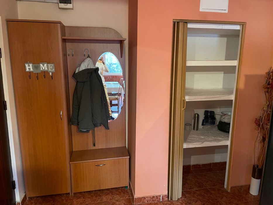 Inchirierez apartament cu 2 camere Decomandat Cornitoiu