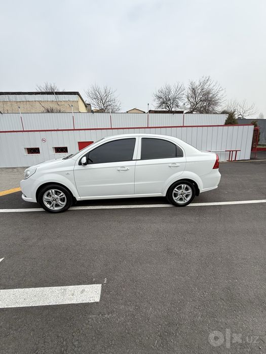 chevrolet neksia 3