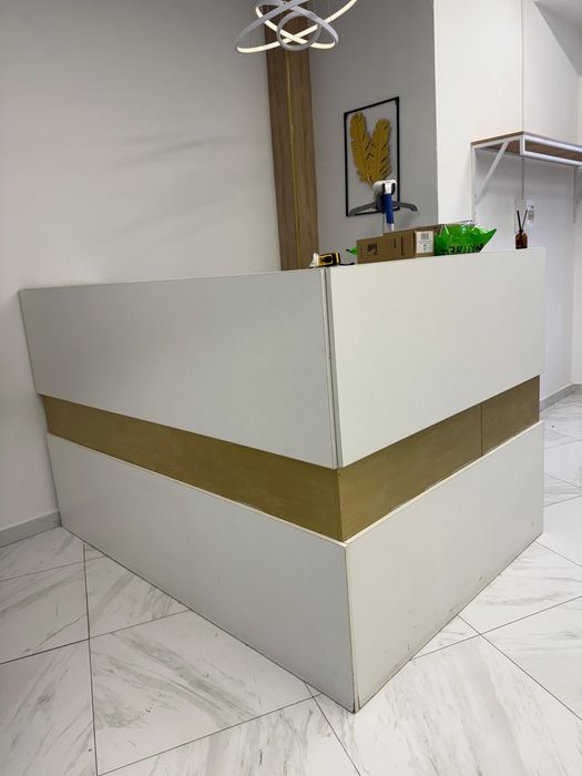 Ресепшен для магазина