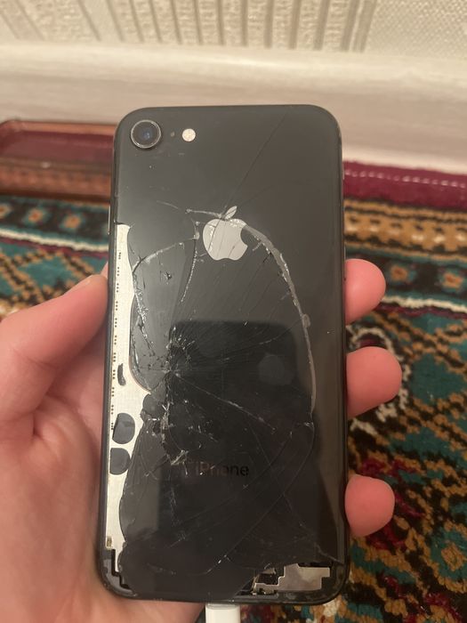 Iphone 8 в продаже