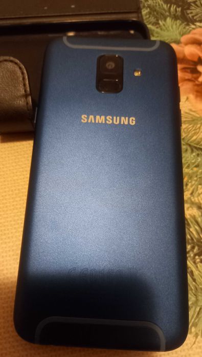 Vand Samsung Galaxi A6 nou
