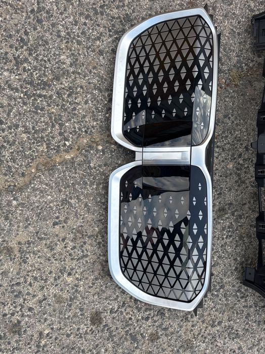 Решетка за BMW ix1 и за ix3