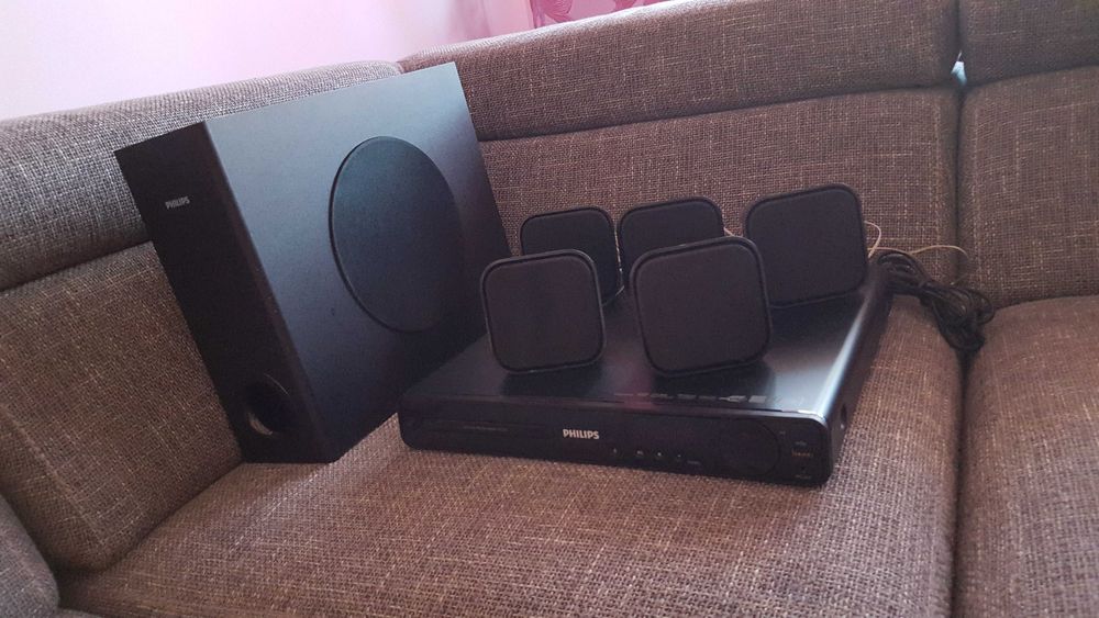 Home Cinema PHILIPS 5.1 – Ca Nou – Control din telecomanda TV -HTS3270