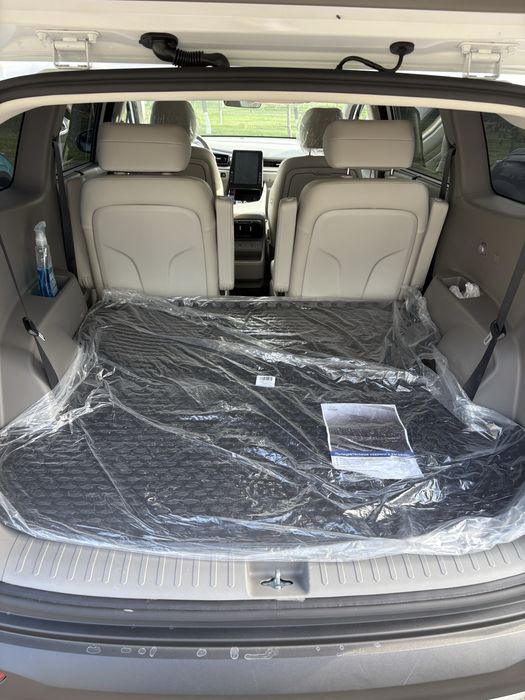 Коврик в багажный отсек Custin