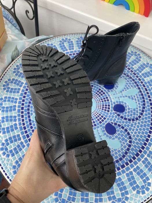 Vand ghete noi de dama, din piele, marimea 40