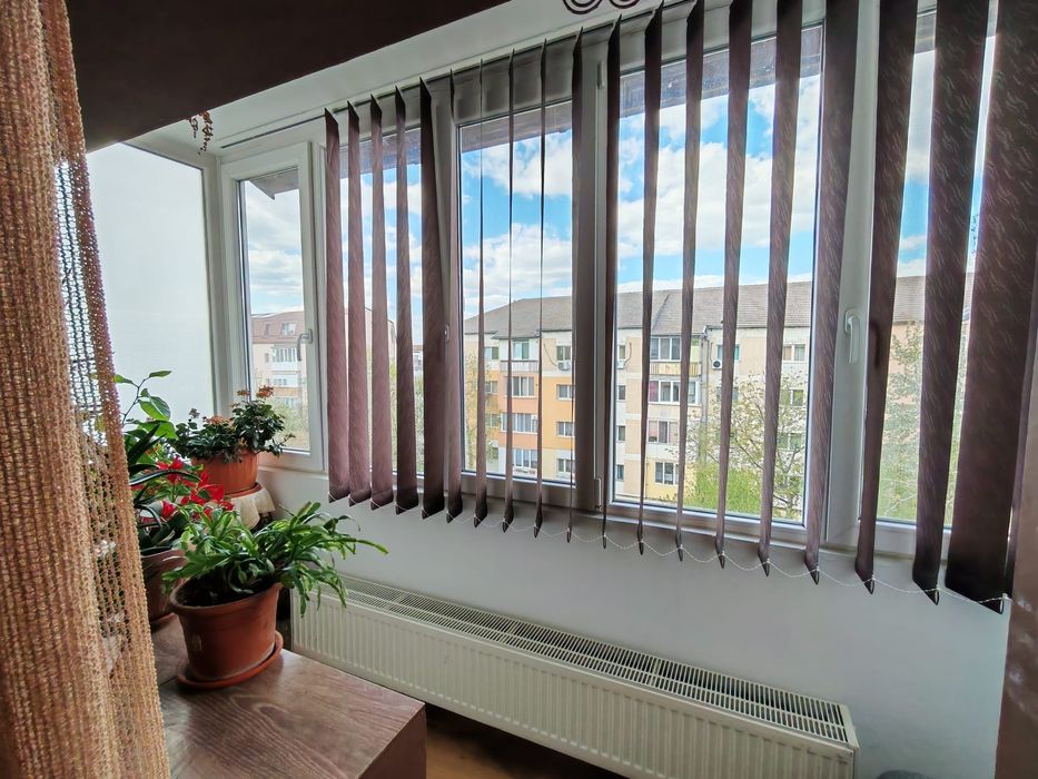 Vand apartament 3 camere  zona Soarelui Timisoara 120.000€