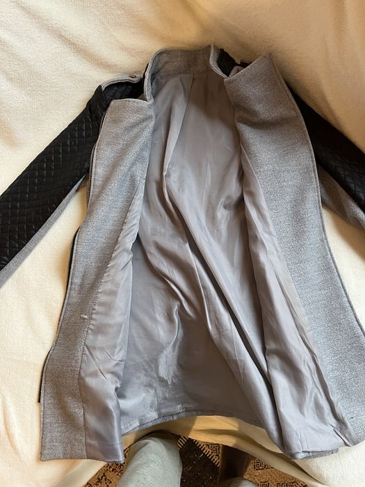 Дамско сиво палто