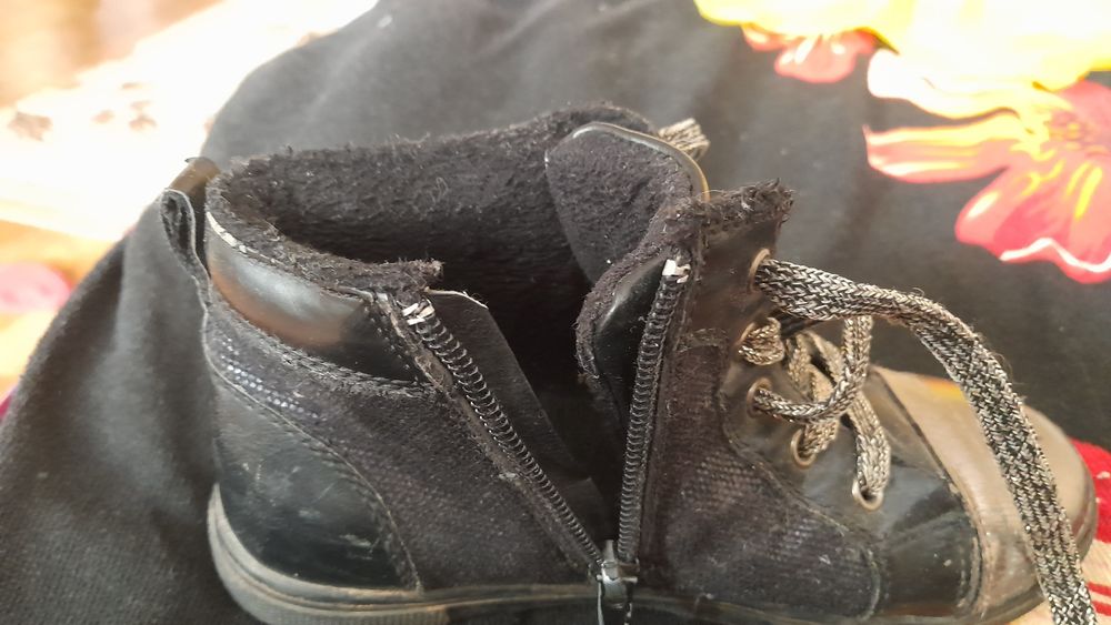 КРоссовки для девочки