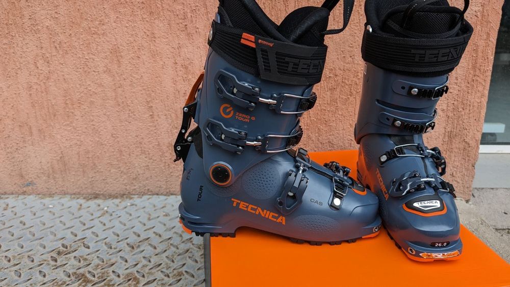 Tecnica Ски обувки за пантене