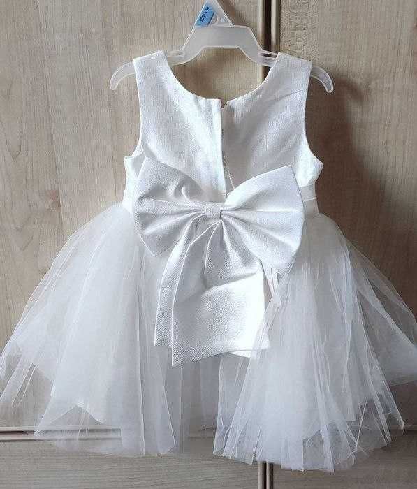 Платье на девочку