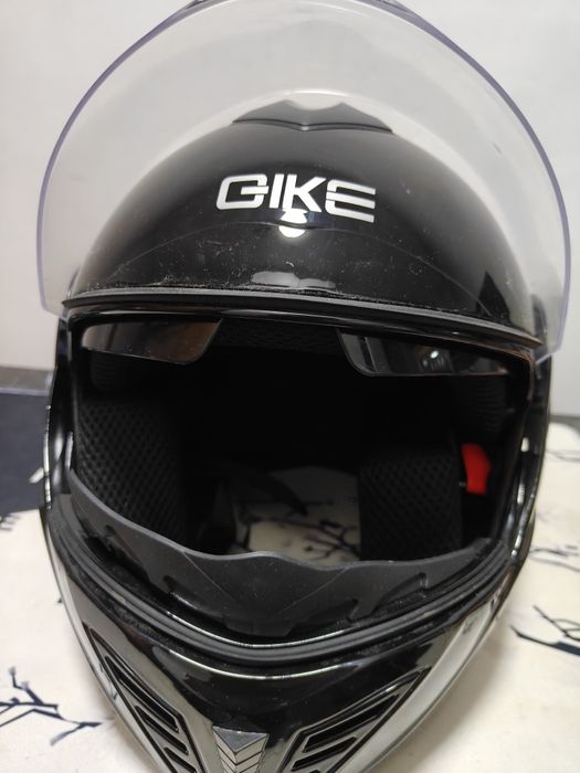 Продам Мотошлем GIKE