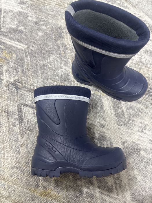 Утепленные резиновые сапоги