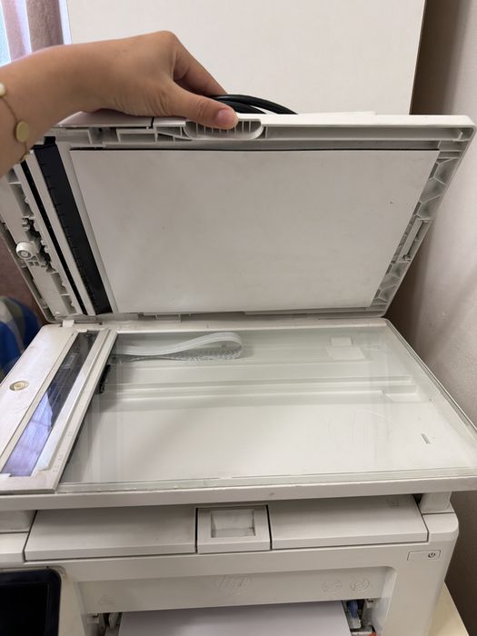 Принтер Б/у HP LaserJet Pro MFP M130fw