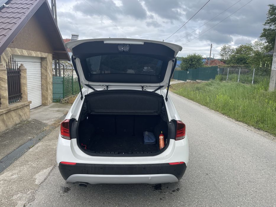 BMW X1 E84 xDrive 20D – 177 CP – 4x4 – Euro 5 – Întreținută foarte bine - primul proprietar pe tara