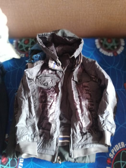 Куртки весна на мальчика 5-7 лет