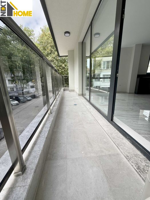 Продава се Тристаен апартамент в Пловдив, Кючук Париж - 99 кв.м за 2374 €/кв.м - Снимка #5